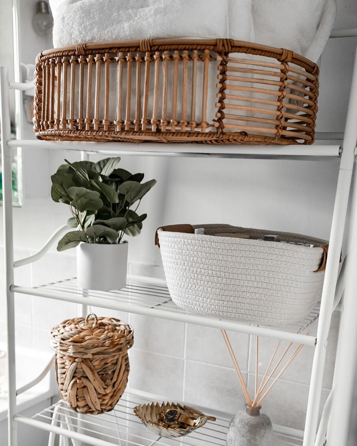 Chic Boho Storage Ideas for Bathrooms