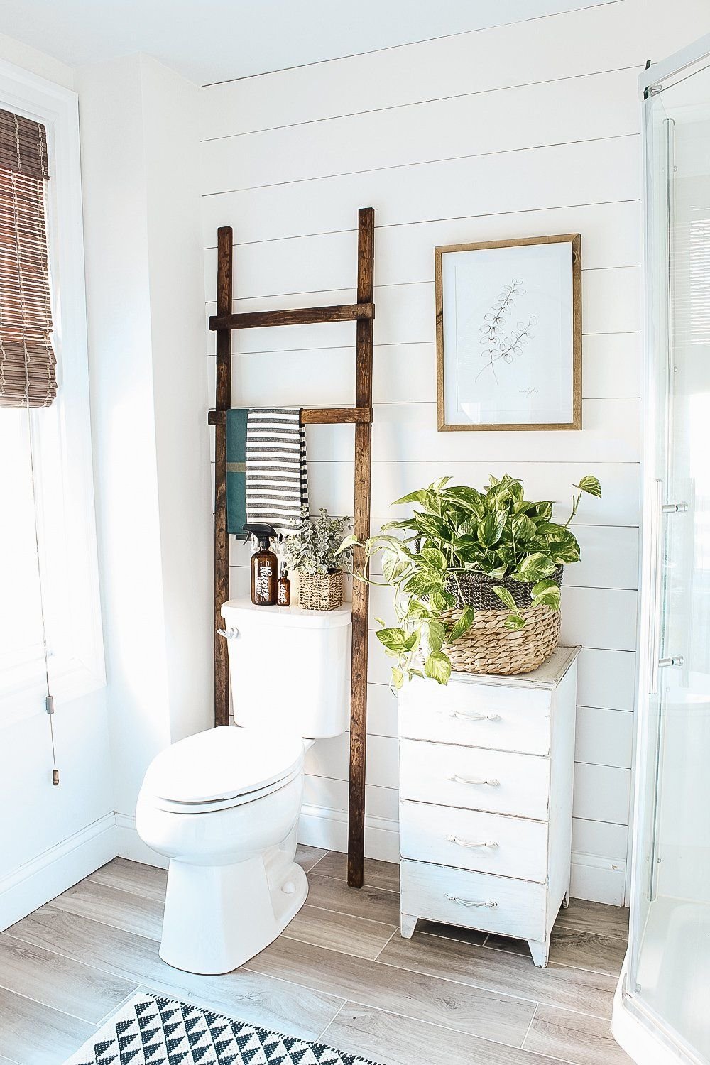 Create Your Own Rustic Bathroom Ladder