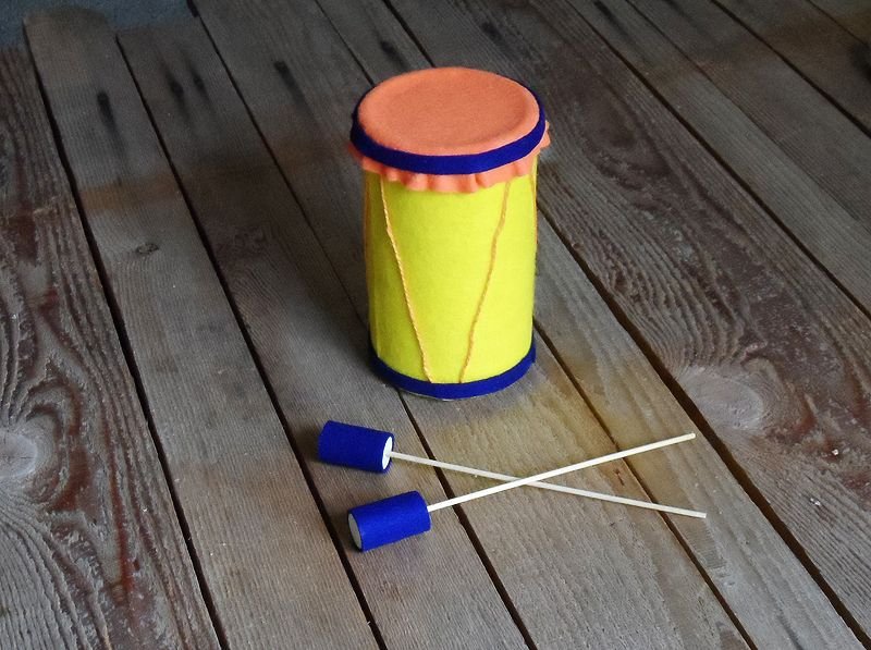 DIY Oatmeal Canister Drum Project