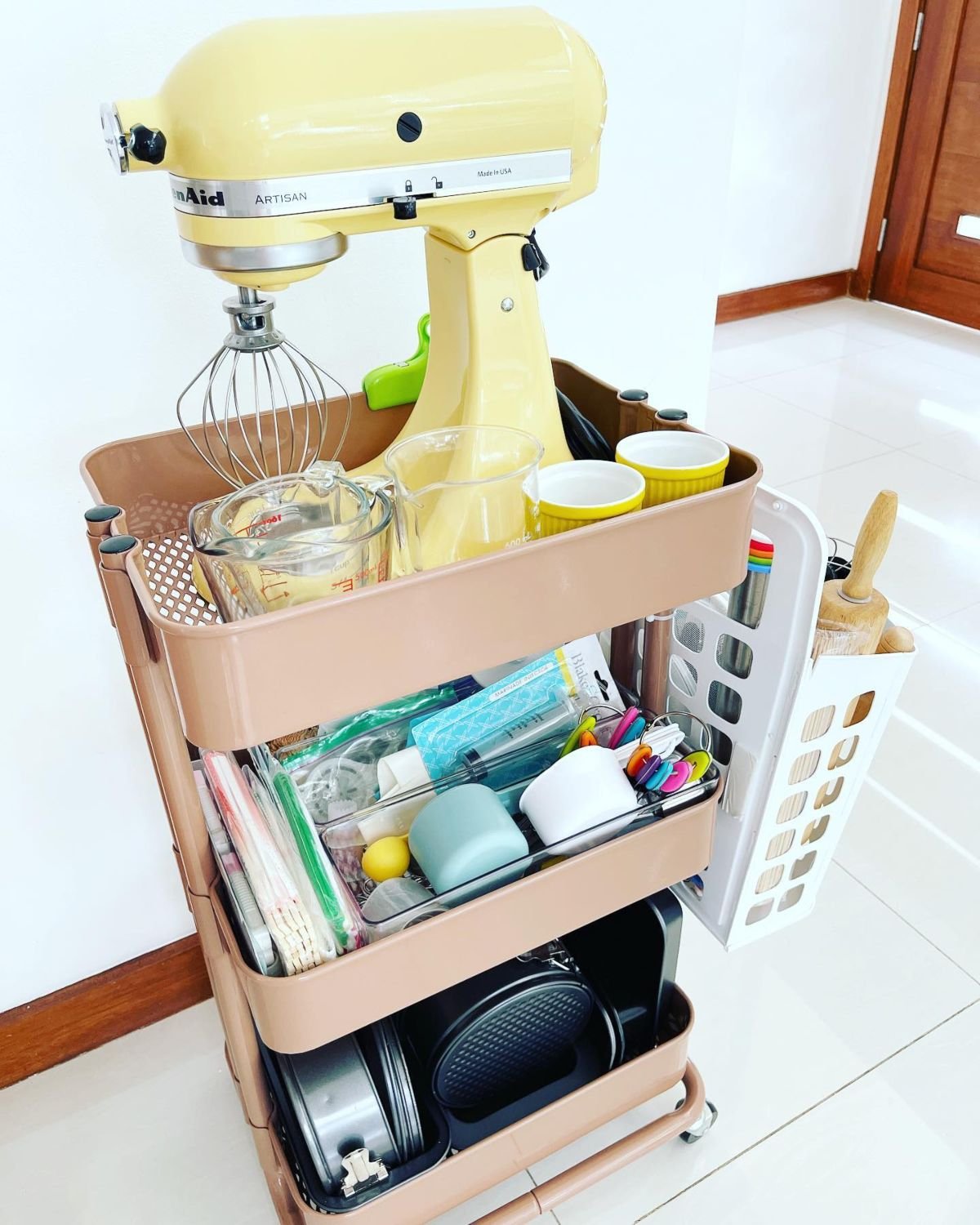 Efficient Baking Cart Solutions