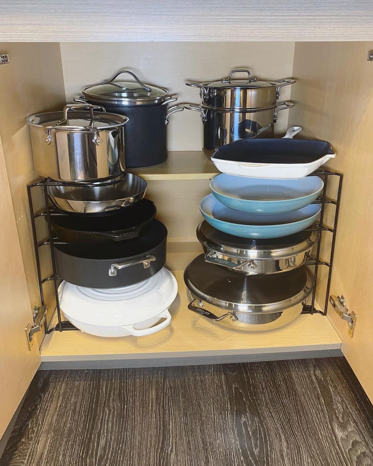 Effortless Pots and Pans Organization