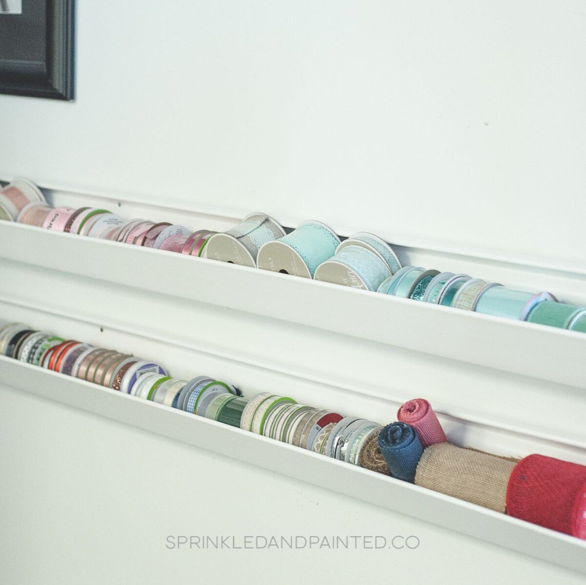 Effortless Ribbon Organization with Rain Gutters