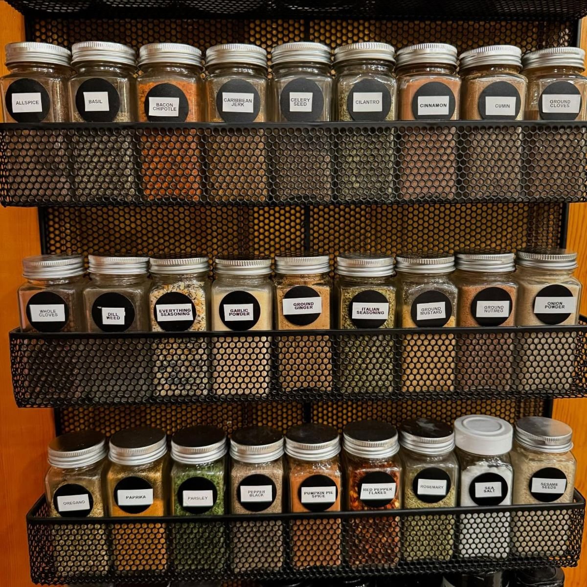 Essential Spice Rack Organization Tips