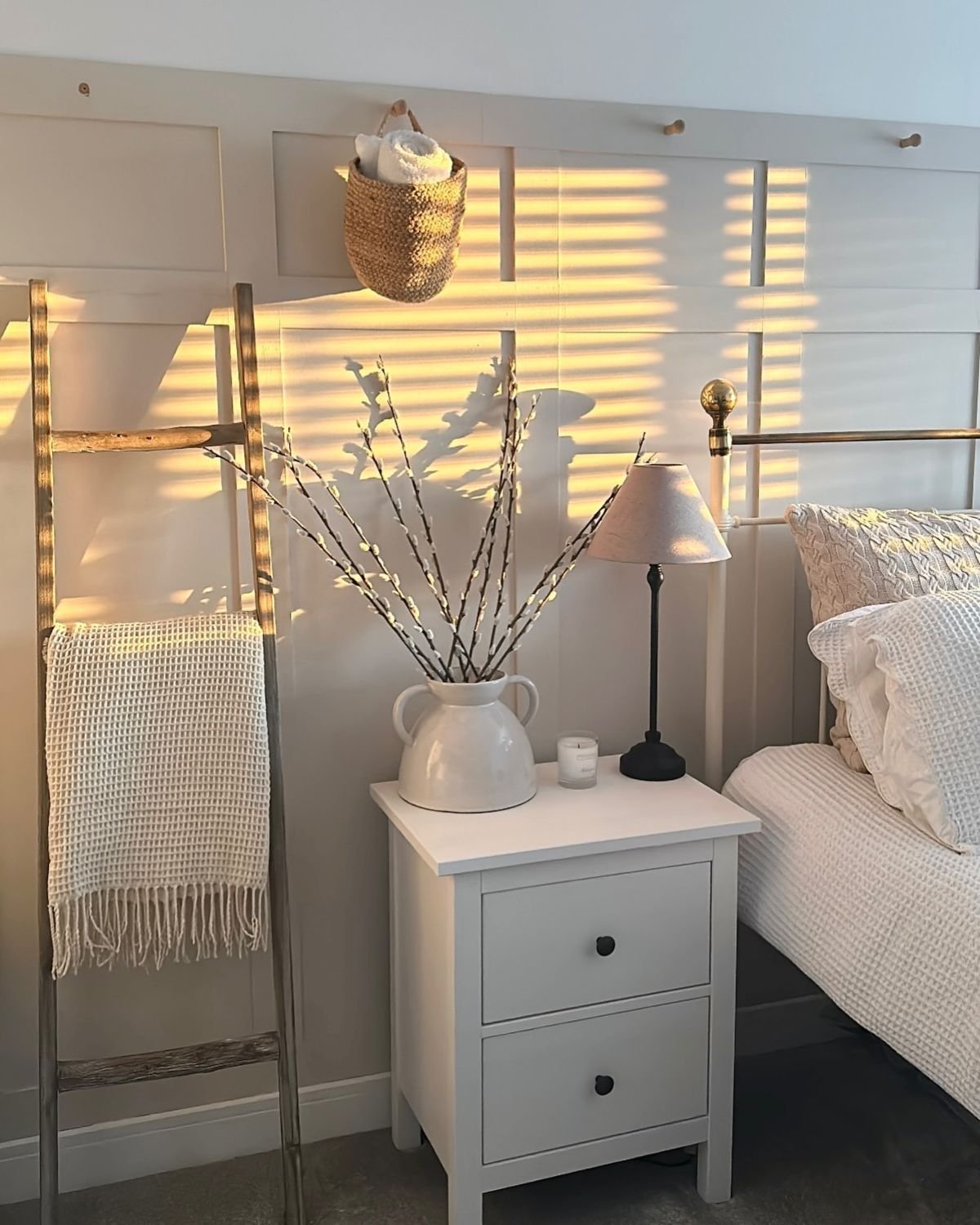 Ladder Storage for Cozy Blankets