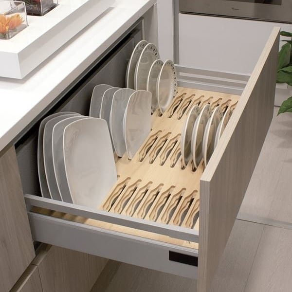 Maximize Space with Built-In Plate Storage