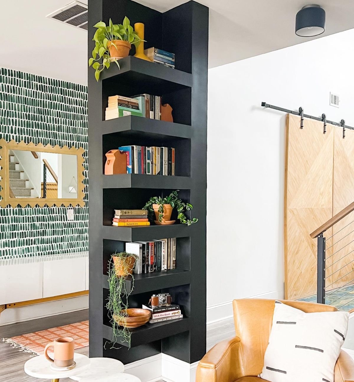 Maximize Space with Stylish Built-In Shelves