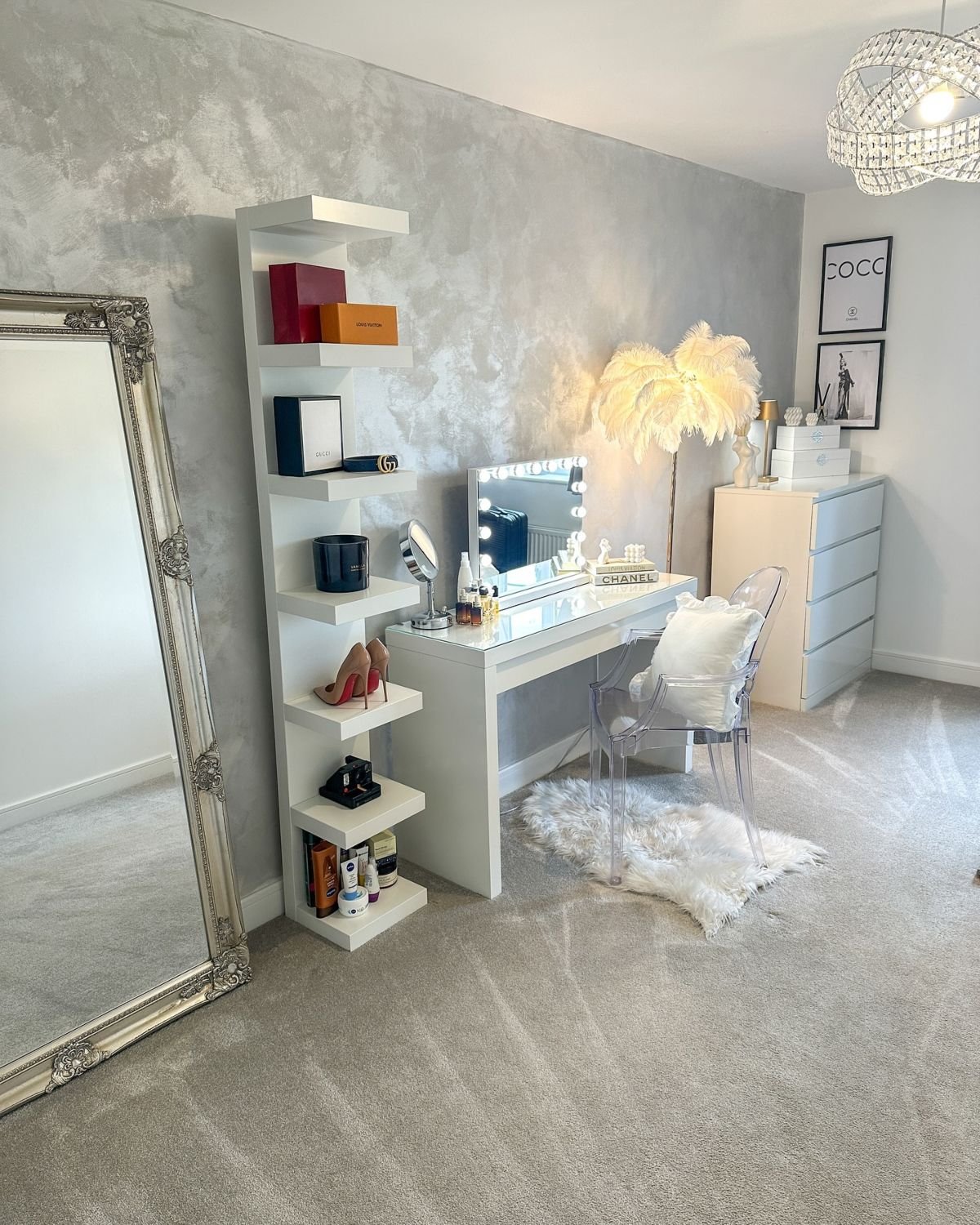 Stylish Corner Dressing Ideas