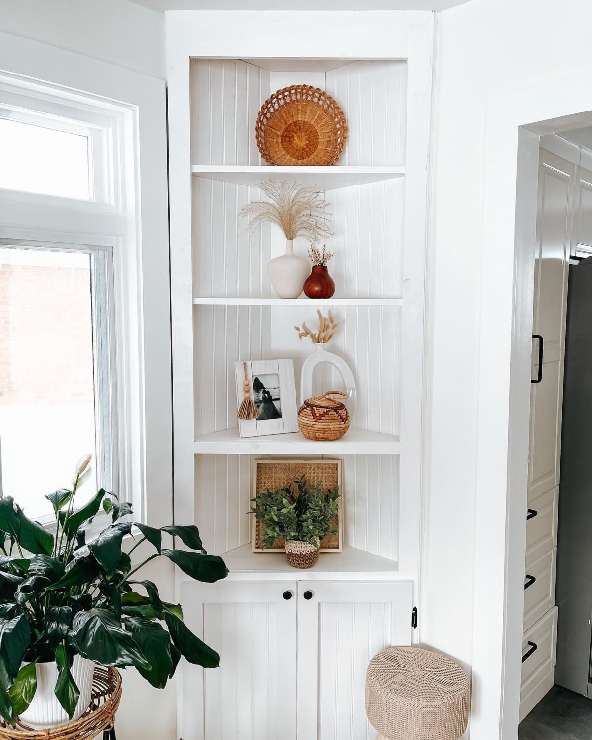 Stylish Corner Shelves for Decor Display