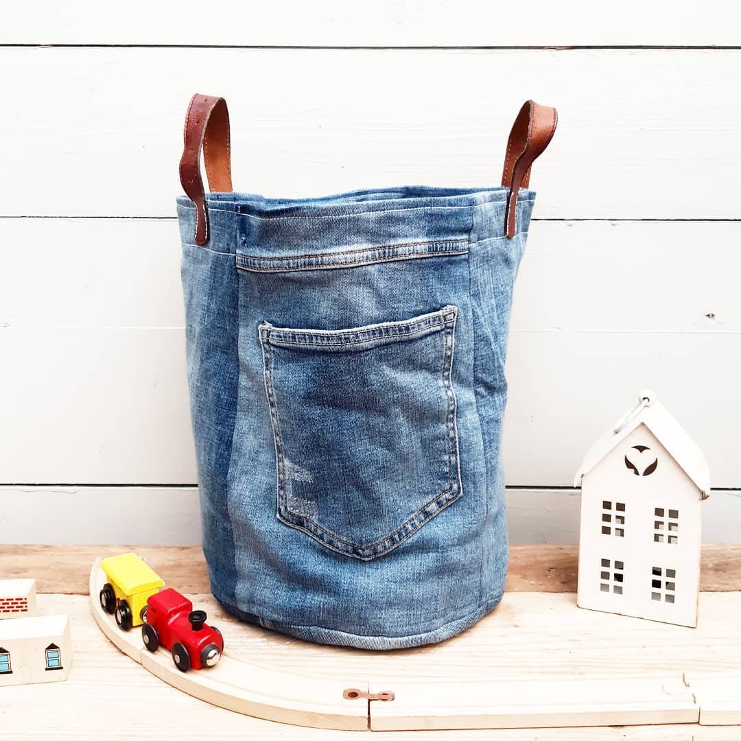 Transform Old Jeans into Stylish Bins