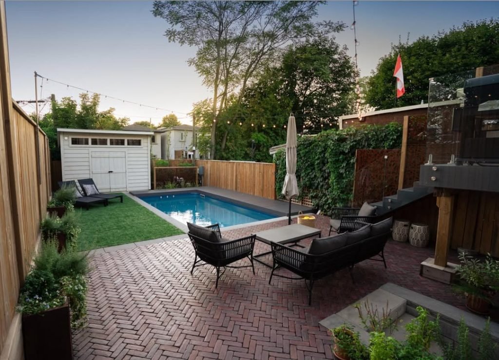 Backyard Pool Oasis Design