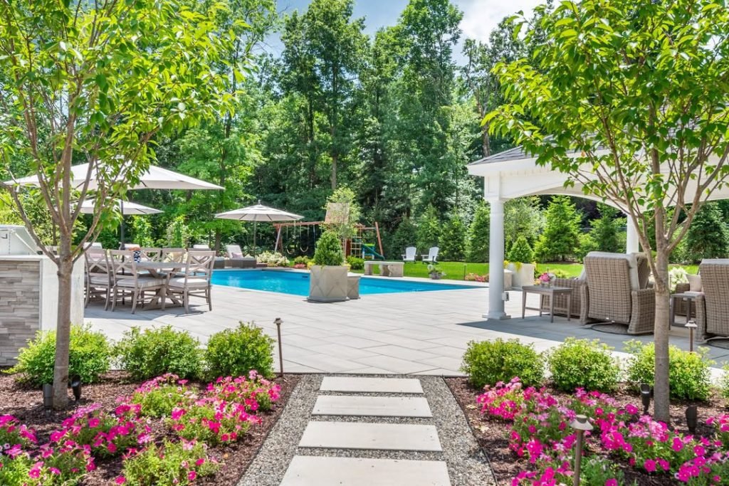 Backyard Pool Oasis