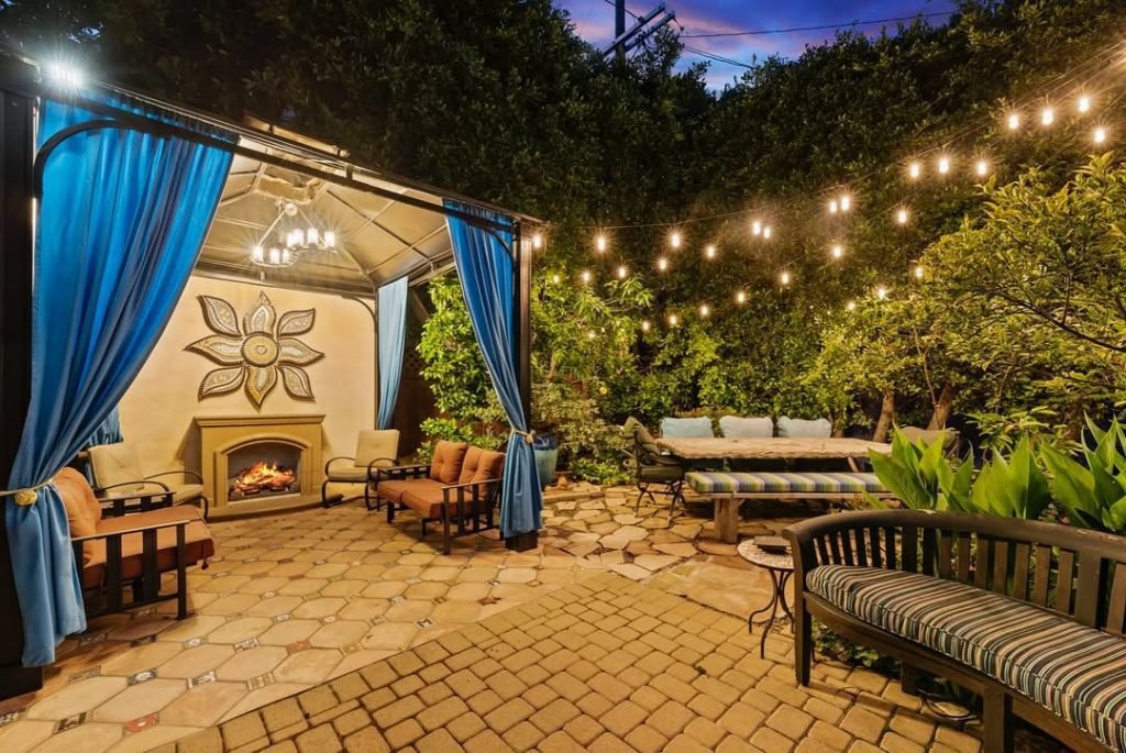 Charming Evening Retreat