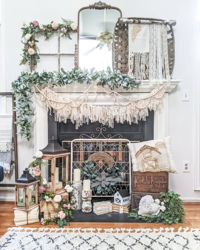 Charming Farmhouse Mantel Decor