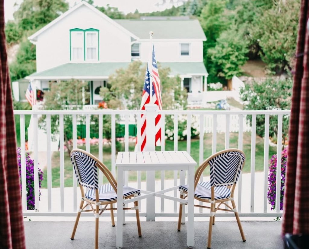 Charming Patriotic Deck Decor