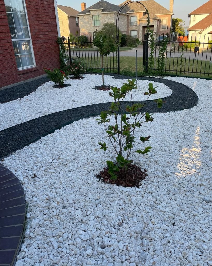 Curved Stone Garden Design