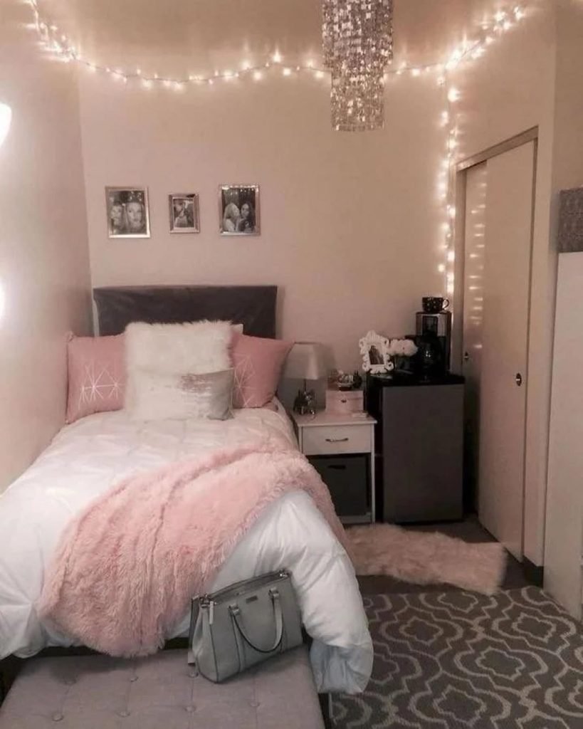 Elegant Cozy Dorm Style