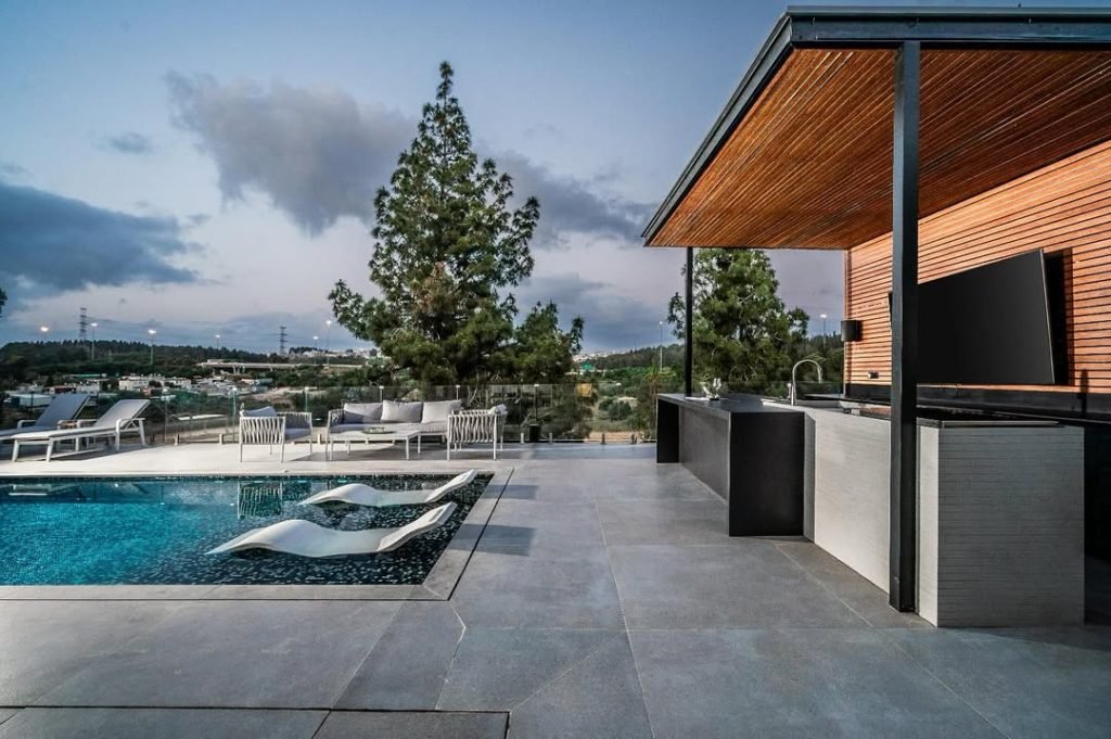 Elevated Pool Deck Kitchen