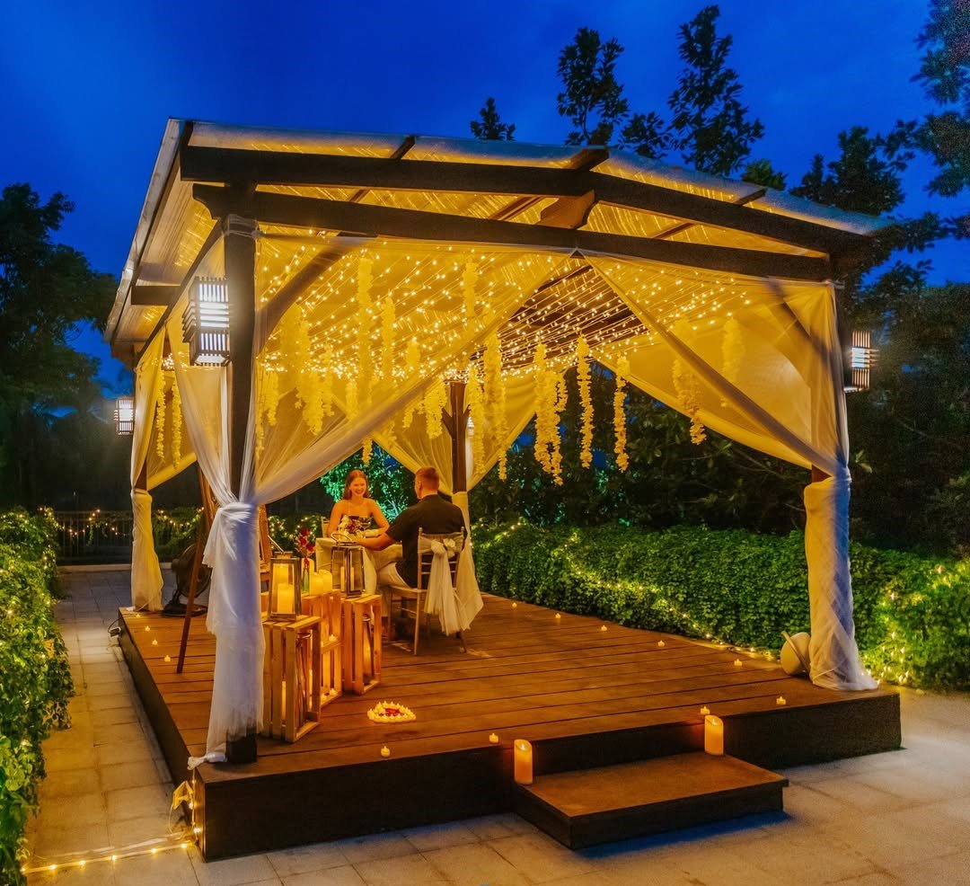 Enchanting Dinner Pavilion Ideas