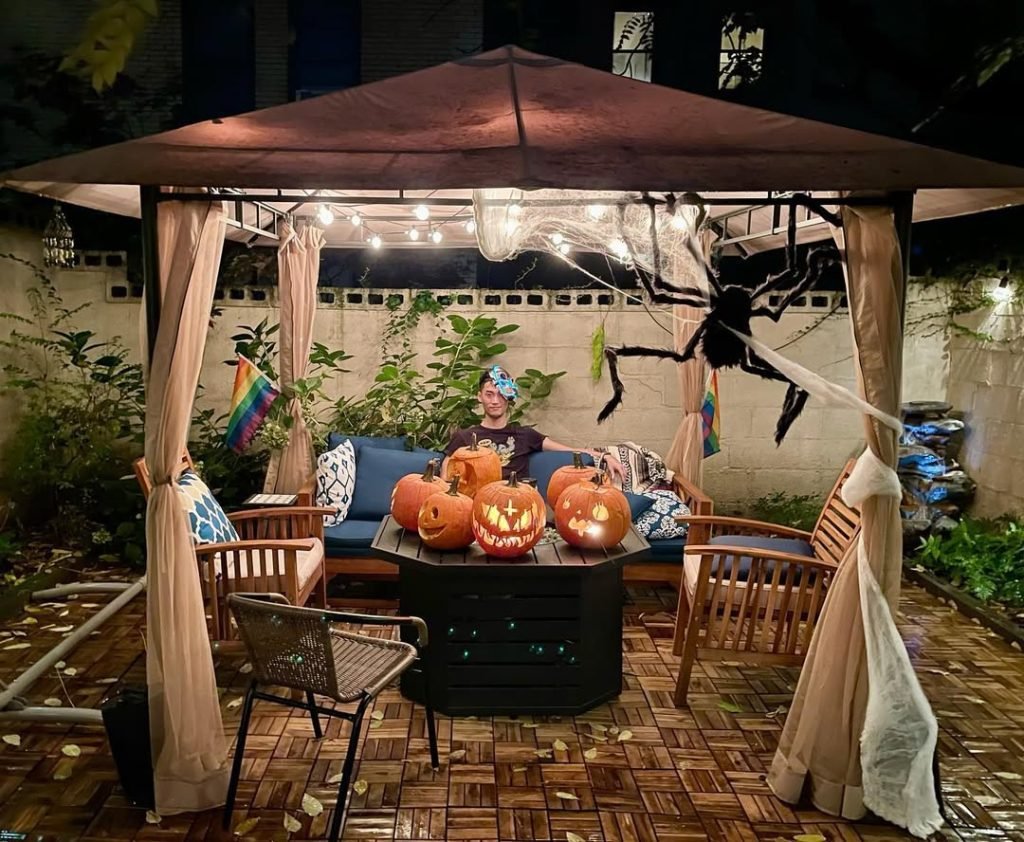 Halloween Party Gazebo Decor