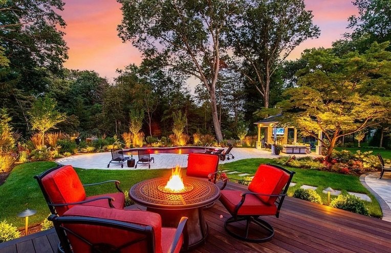 Illuminated Fire Feature Retreat