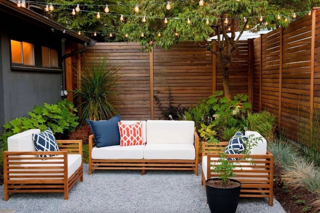 Inviting Outdoor Light Space