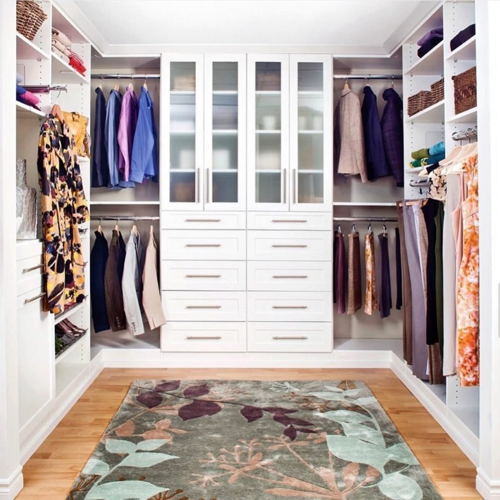 Nature-Inspired Closet Design