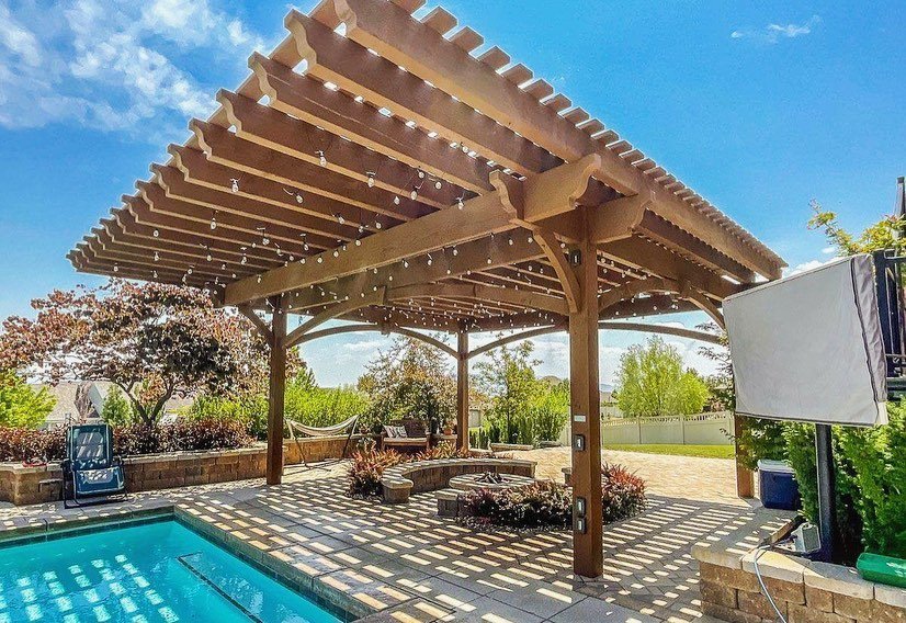 Outdoor Movie Pergola Setup