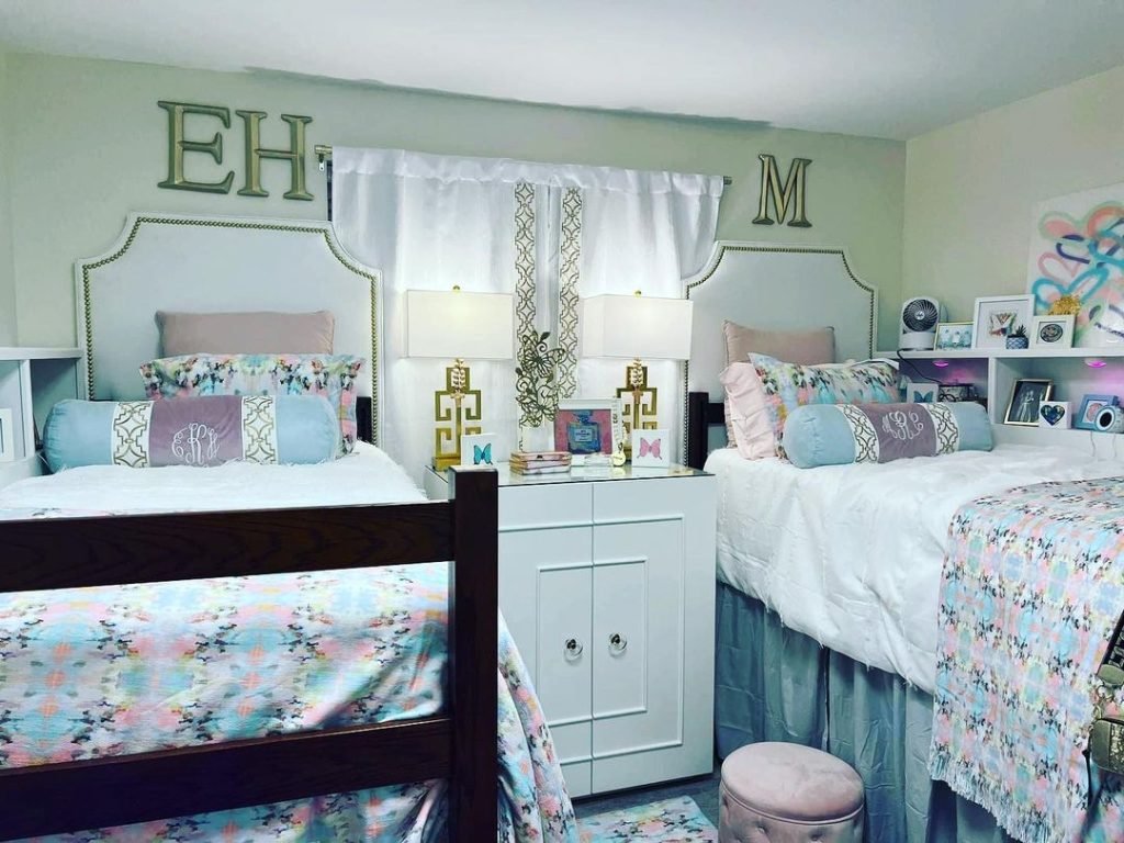 Pastel-Themed Suite Design