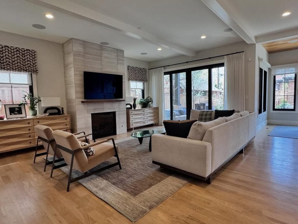 Sophisticated Urban Minimalism