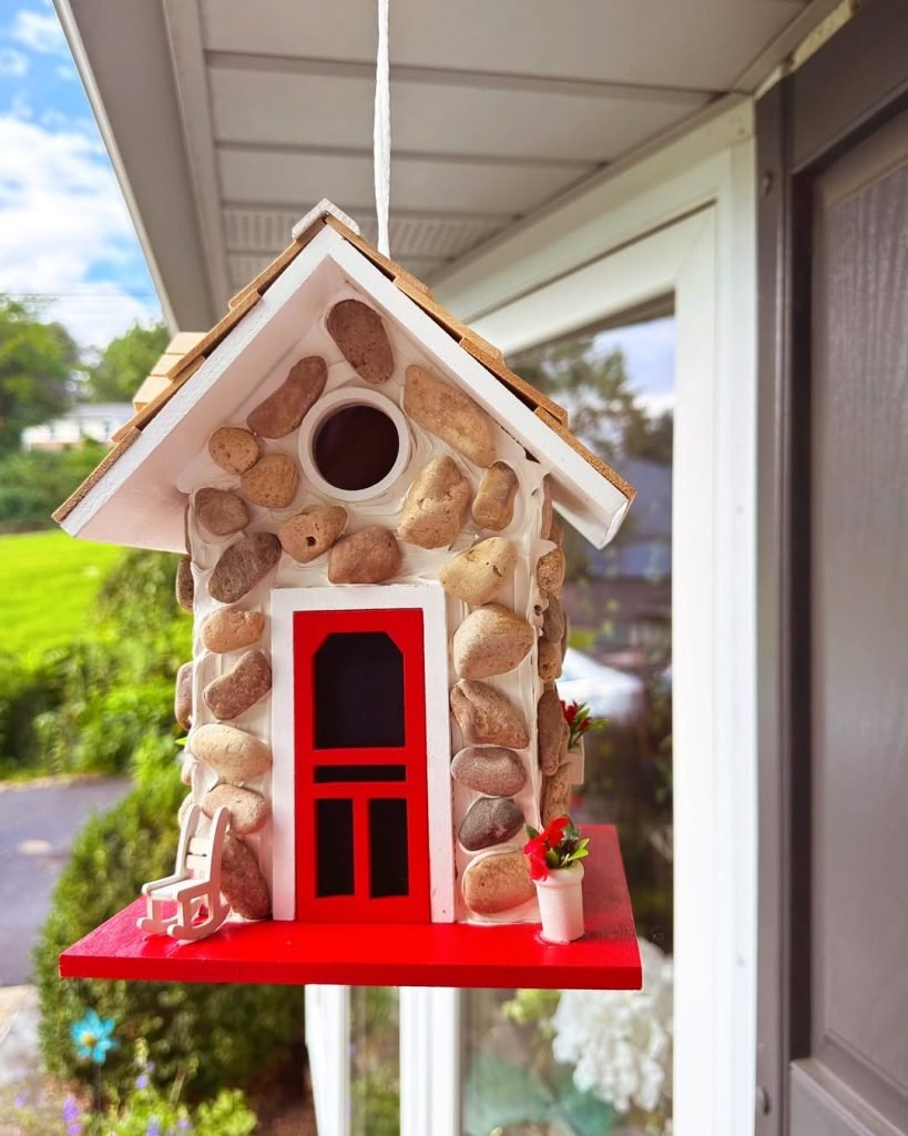 Stone Cottage Birdhouse Design