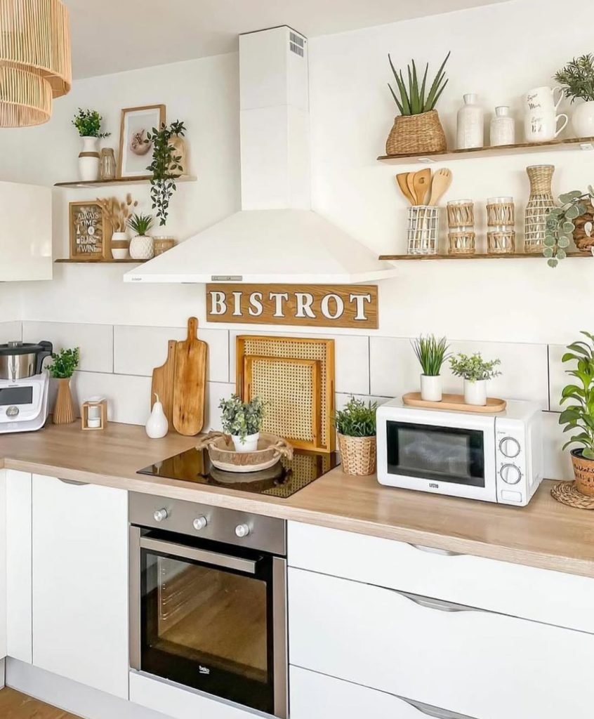 Bistro-Inspired Kitchen Design
