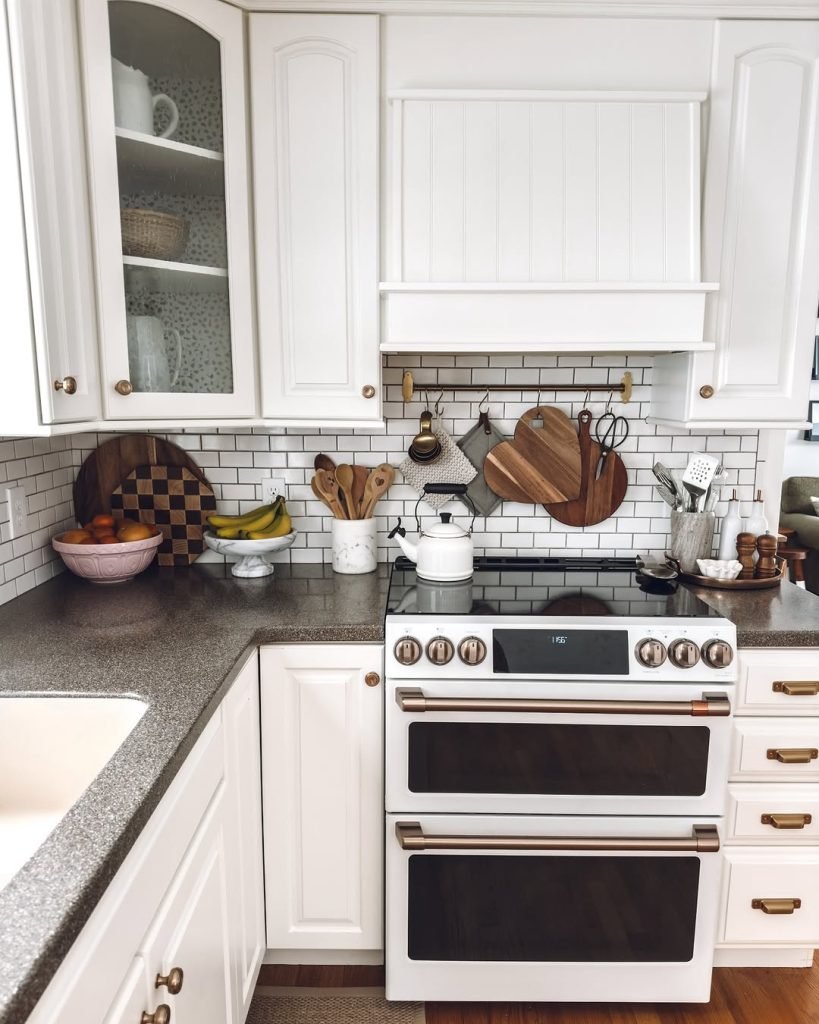 Charming Farmhouse Kitchen Corner