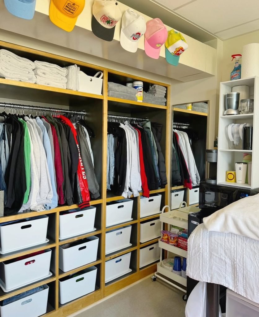 Customizable Cube Storage Solutions