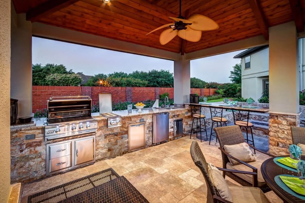 Refined Outdoor Entertainment Area