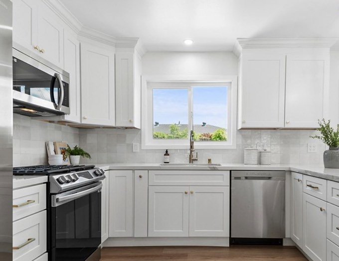 Timeless Kitchen Elegance