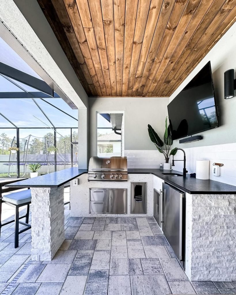 Woodsy Ceiling Retreat