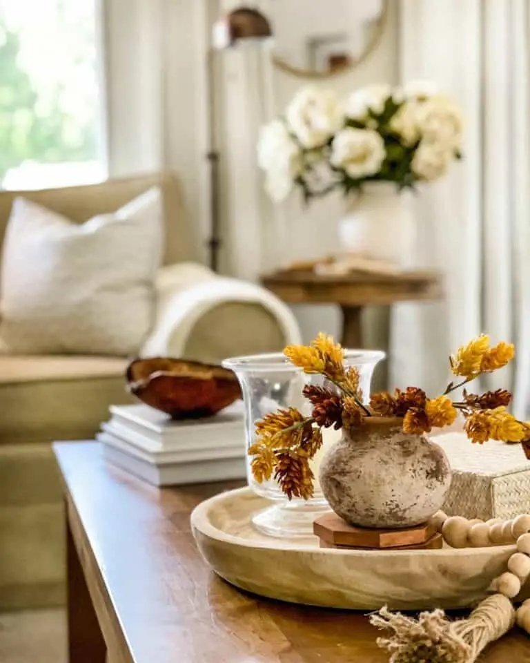 Autumn-Inspired Coffee Table Decor