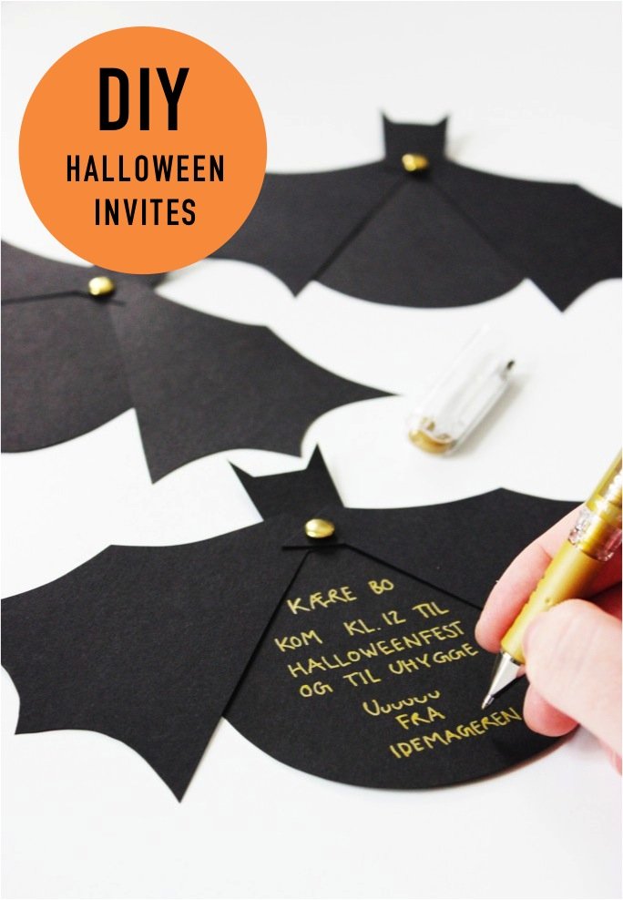 Bat-Shaped Invitation Cards