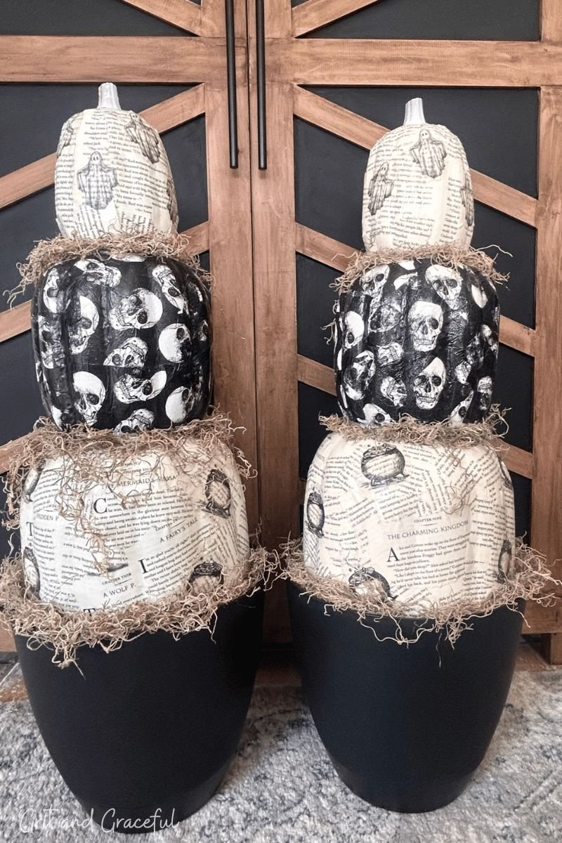 Black and White Pumpkin Topiary