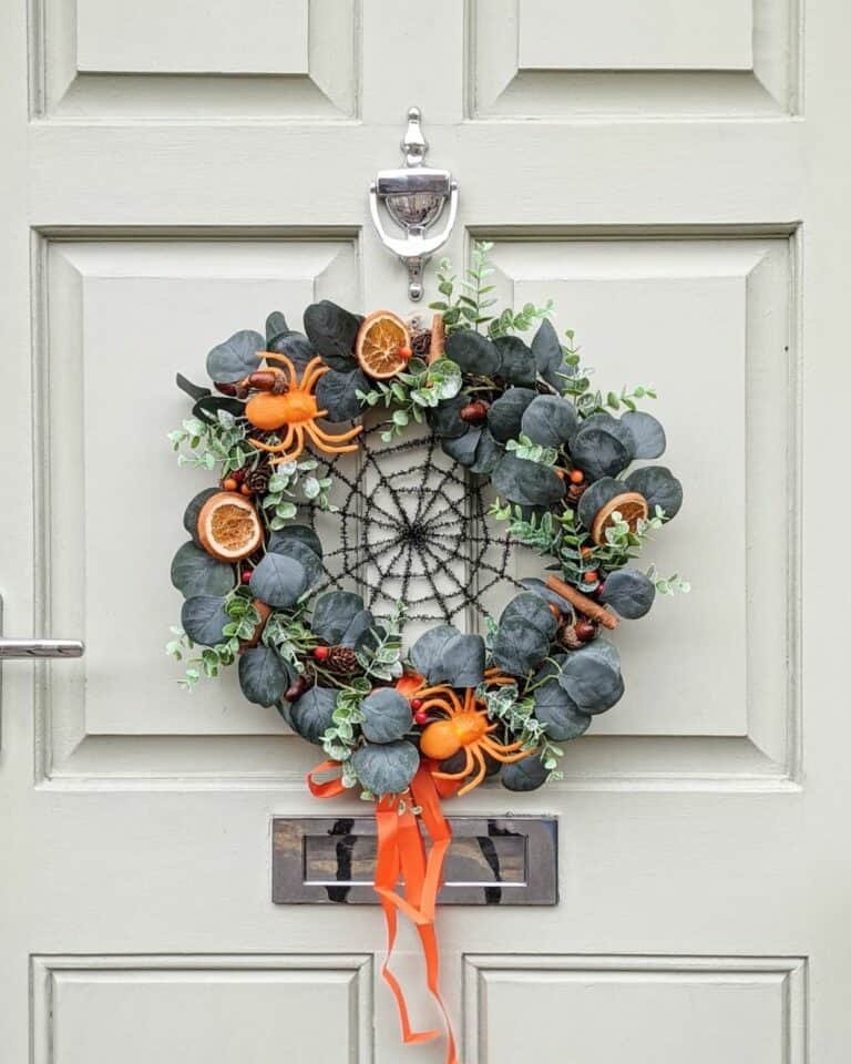 Black Halloween Wreath Decor