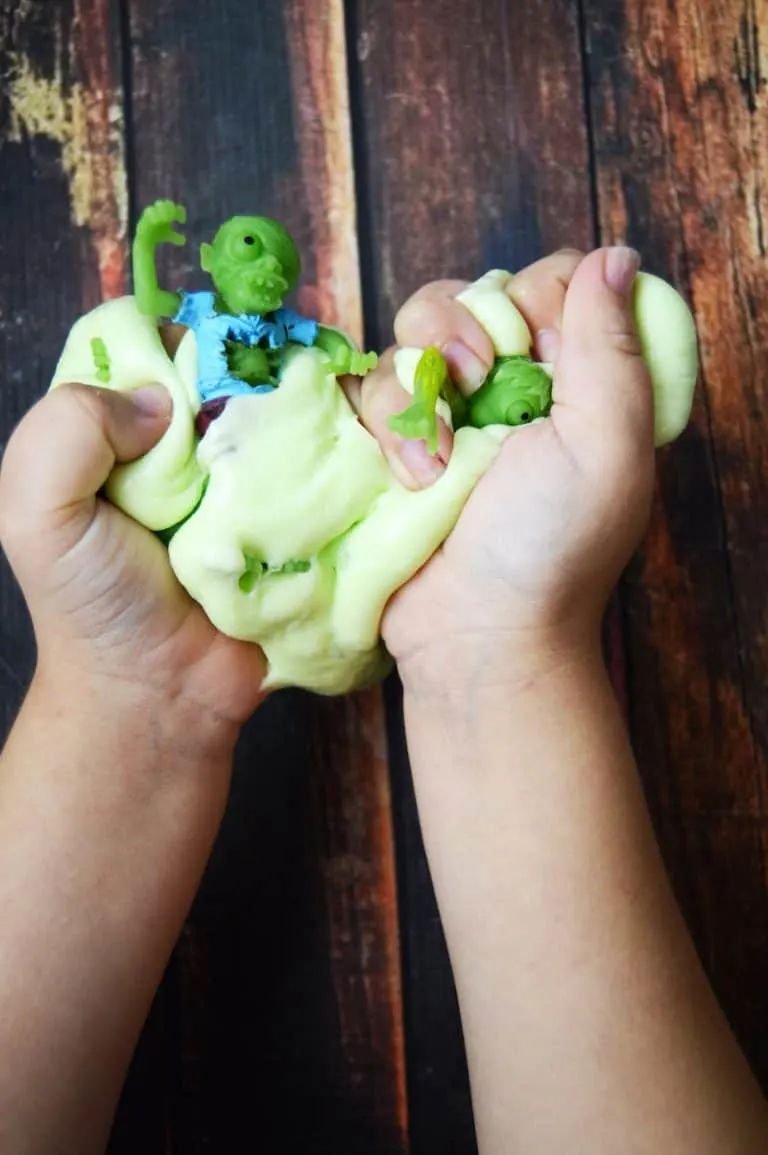 Creepy Zombie Slime Recipe