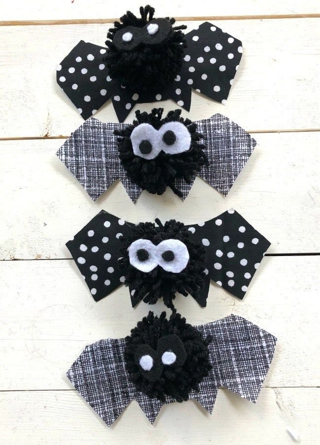 Cute Pom Pom Bats