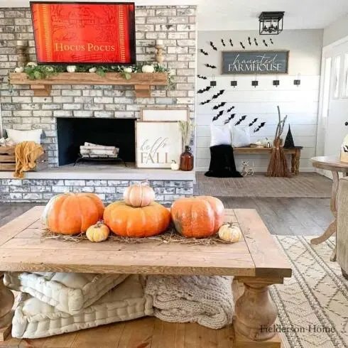 DIY Orange Pumpkin Display