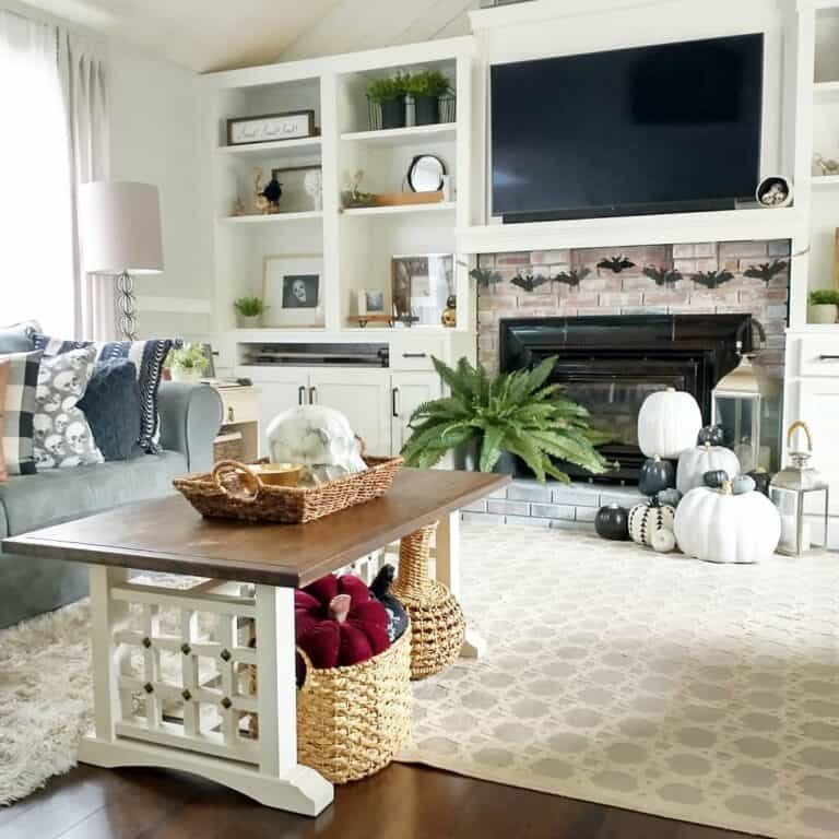 Fall and Halloween Decor