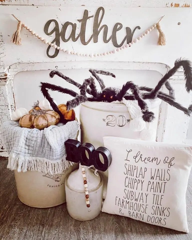 Farmhouse Halloween Décor Styles