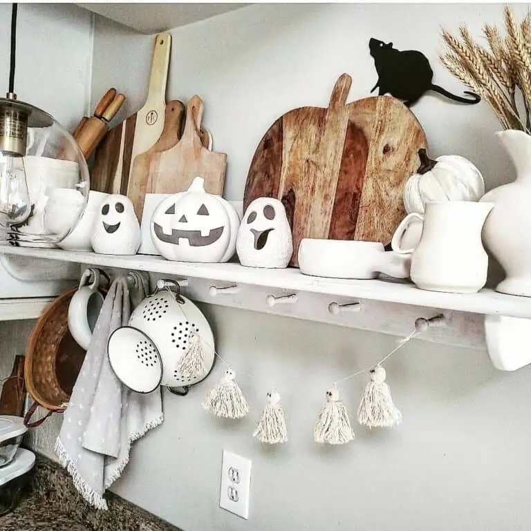 Farmhouse Kitchen Decor