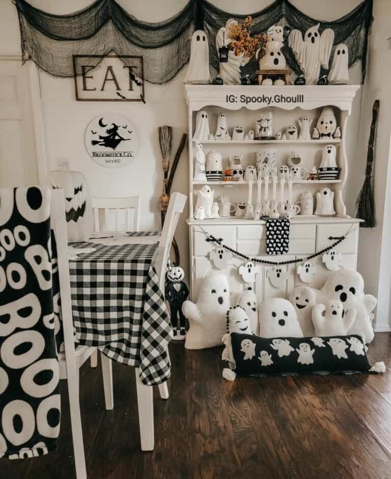 Ghoulish Farmhouse Dining Decor