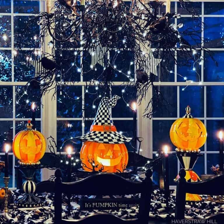 Glowing Pumpkin Table Centerpiece