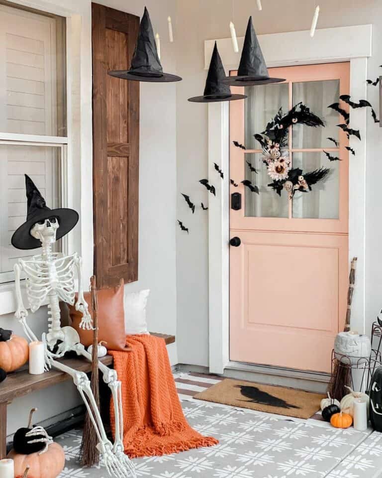 Halloween Porch Décor Details