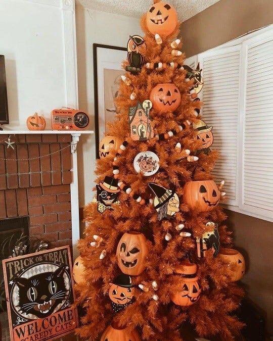 Halloween Pumpkin Tree